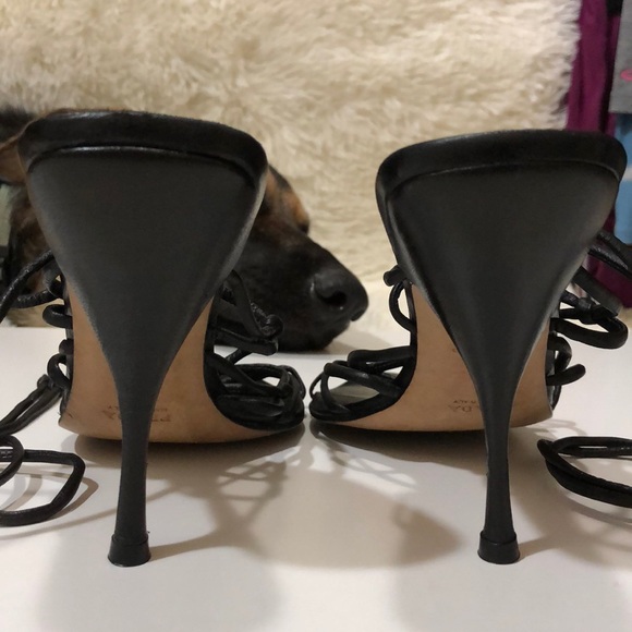 🎀 RARE Prada Leather Lace Up Heels - Picture 6 of 8